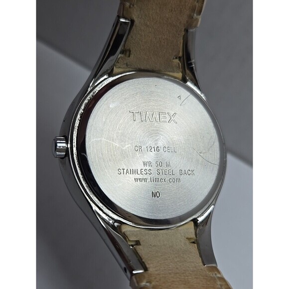 Timex Easy Reader T2H531 Womens White Pink Leather Watch Indiglo New Battery - Picture 11 of 12